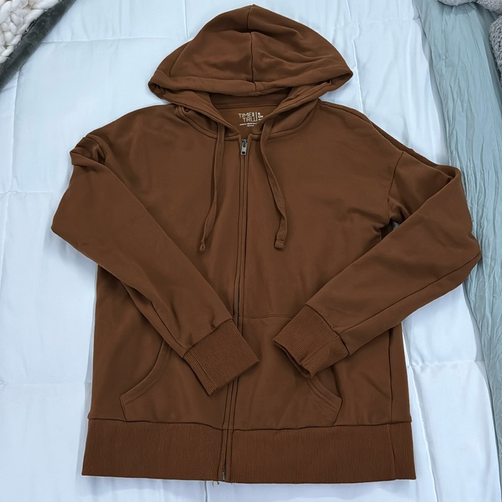Time and Tru zip up
